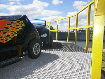 Cyclone Speedway Amusement Ride