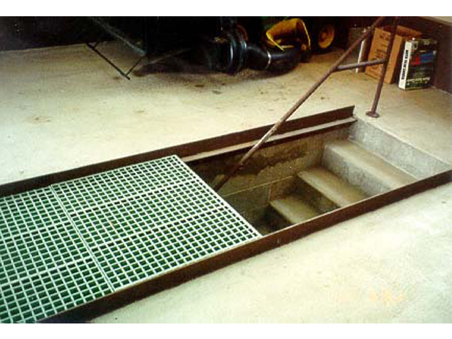 F R P Molded Grating Access Flooring